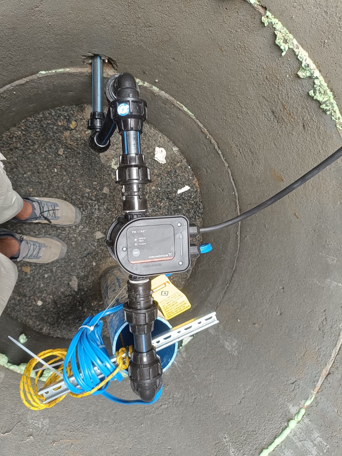 Osazení čerpadla do vrtaných studní v rodinných domech